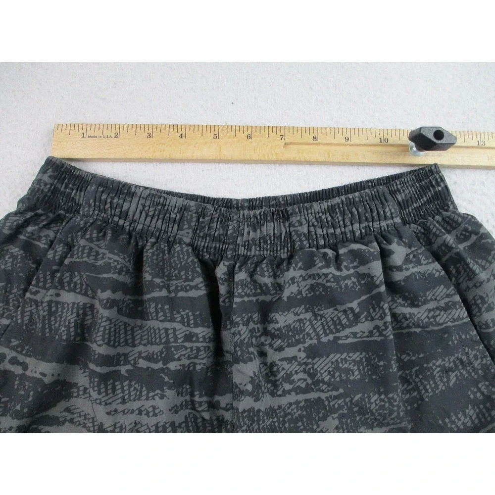 Nike Pattern Shield Shorts‎ XL Youth Polyester Athletic Basketball Black Gray